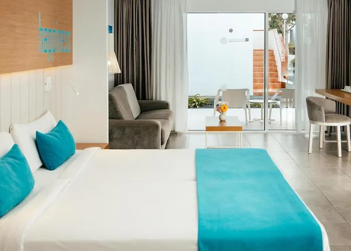 Labranda Bahía De Lobos